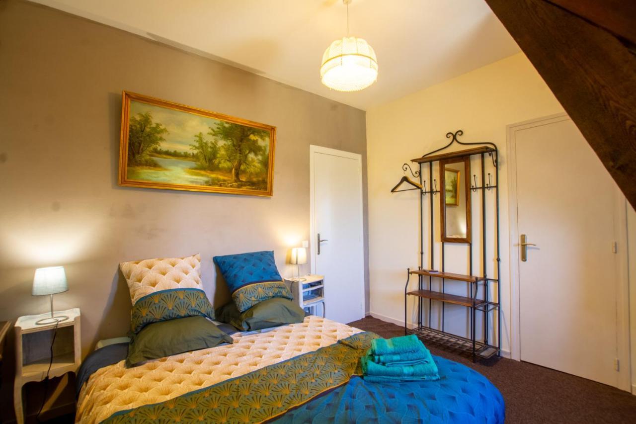 Maison Croix Du Sud. Chambre Fruits De La Passion Saint-Amand-de-Vergt Ngoại thất bức ảnh